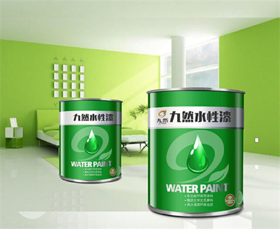 聚酯漆與水性漆 核心區(qū)別與水性涂料的優(yōu)勢(shì)詳解